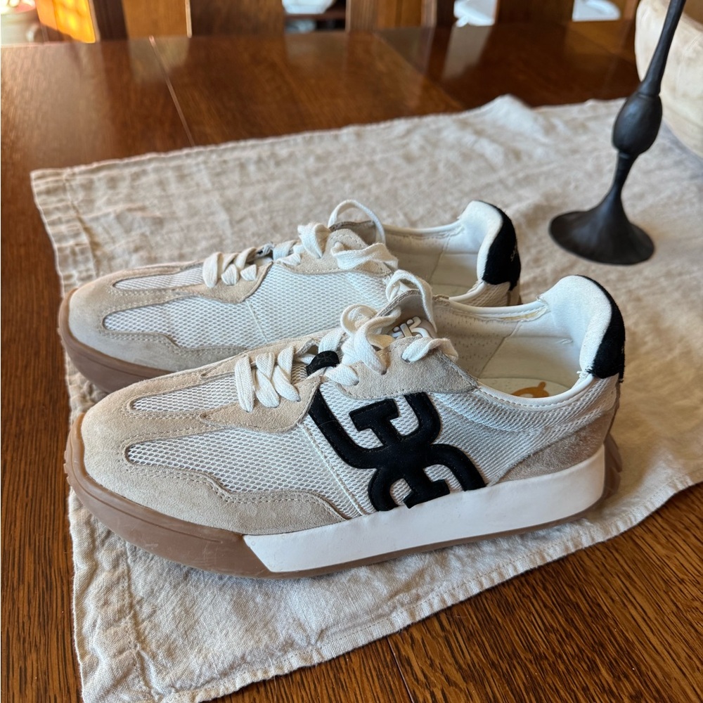 Sam Edelman Langley sneakers 7.5 white, beige and black